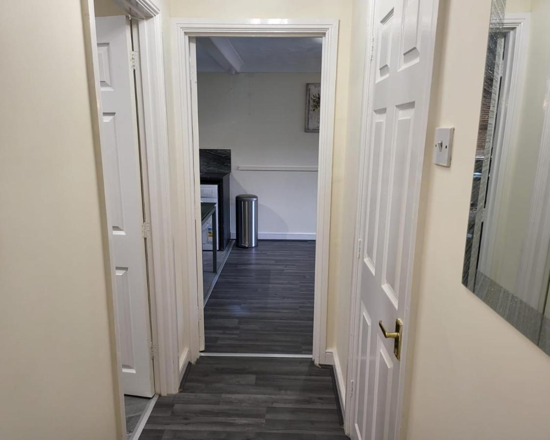 The Regency Entire 1 Bedroom Flat Accomodation Leicester Dış mekan fotoğraf