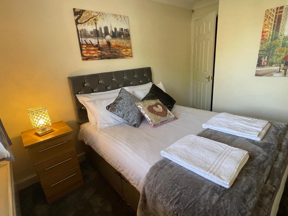 The Regency Entire 1 Bedroom Flat Accomodation Leicester Dış mekan fotoğraf